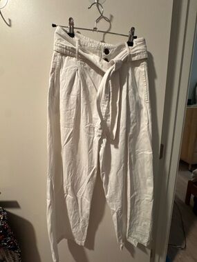 Billabong White High-Waist Tie Pant